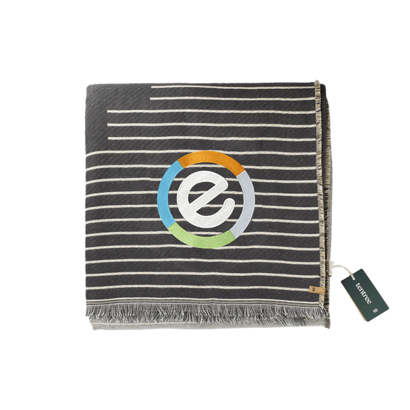 tentree Organic Cotton Peaks Woven Blanket tentree Organic Cotton Peaks Woven Blanket